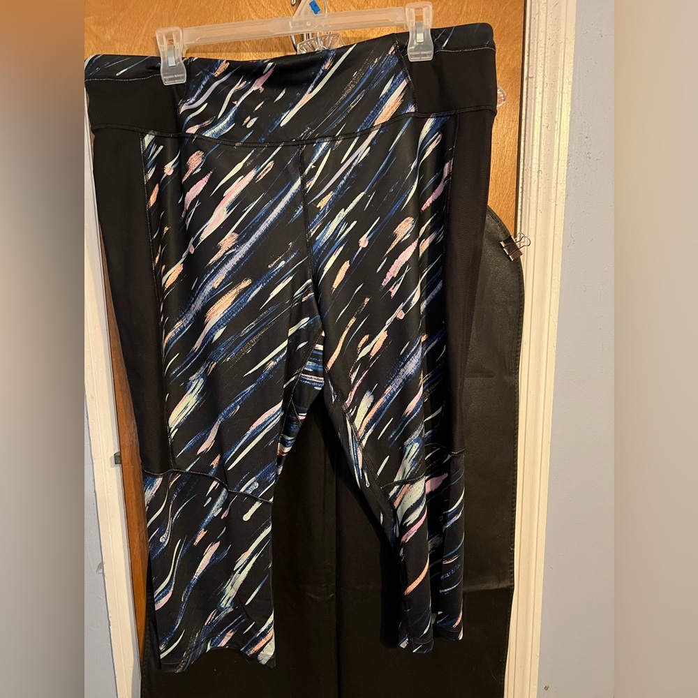 Tek Gear navy yoga pants